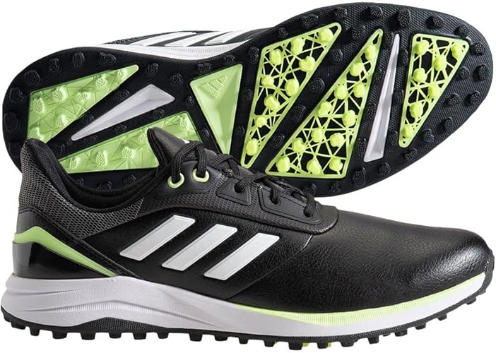 tênis Adidas Solarmotion Spikeless cor preto/verde